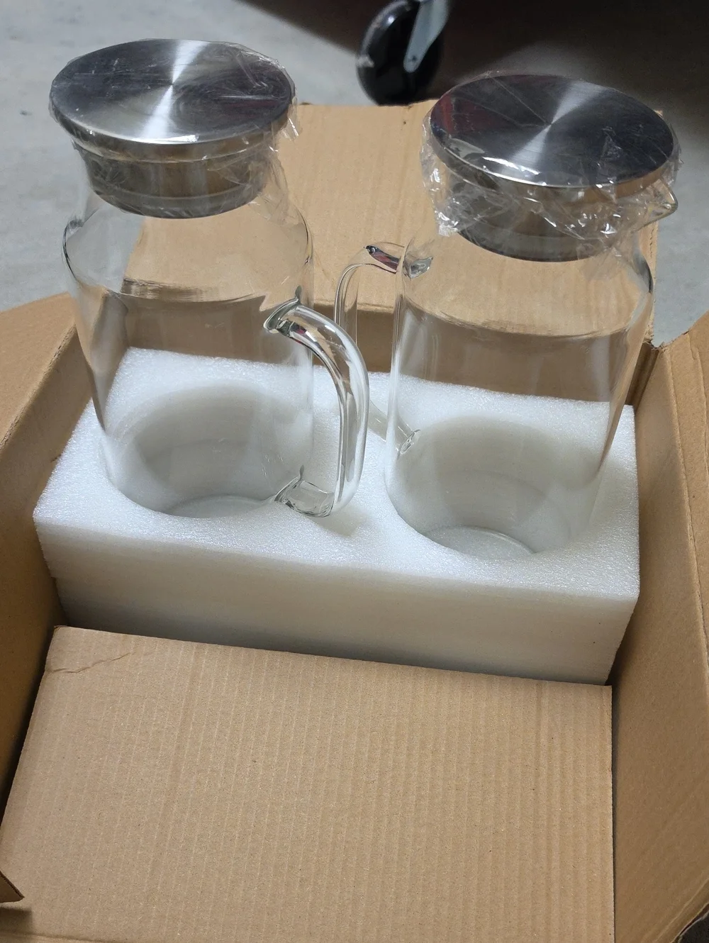 New Glass Beverage Pitcher with Stainless Lid - Clear